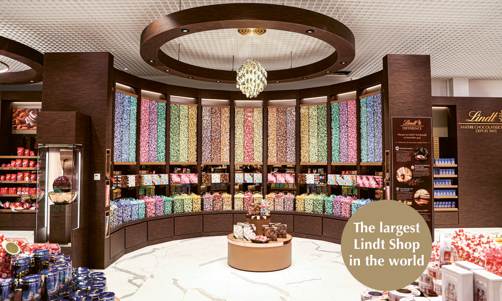 The biggest Lindt shop worldwide in Kilchberg (Photo)