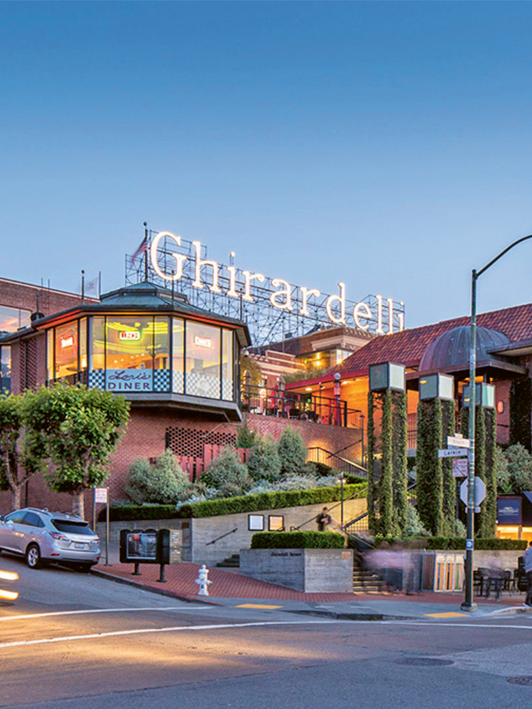 The Ghirardelli Chocolate Company in San Francisco (Photo)